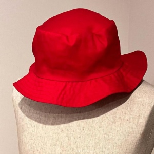ロッチコカドがミシンで作った帽子の作品2