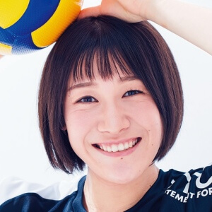 ショートヘアーの髪型で、かわいい石川真佑さんの画像1