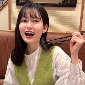 若井滉斗の彼女である、グラドルの未梨一花の画像