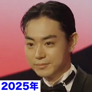 2025年、ミュージック・アワード・ジャパンで司会をしていた時の菅田将暉の顔画像2