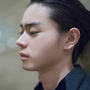菅田将暉の鼻筋と鼻先が綺麗すぎて整形疑惑がある顔画像