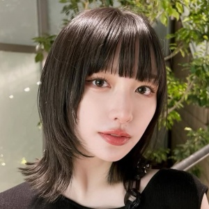 伊藤健太郎の彼女である、吉田凜音の顔画像