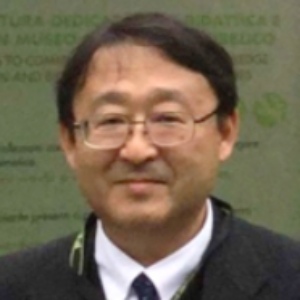 新潟大学の特任教授である、三ツ井敏明さんの顔画像