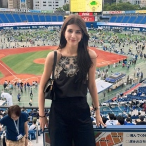 兄の九里亜蓮の野球の試合を観戦しにきた九里聖莉奈