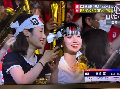 Cocomiが男子バレー『ネーションズリーグのスロベニア戦』を観戦していた様子