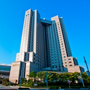 SixTONESが紅白で生中継する某所と思われるホテルニューオータニ幕張の画像